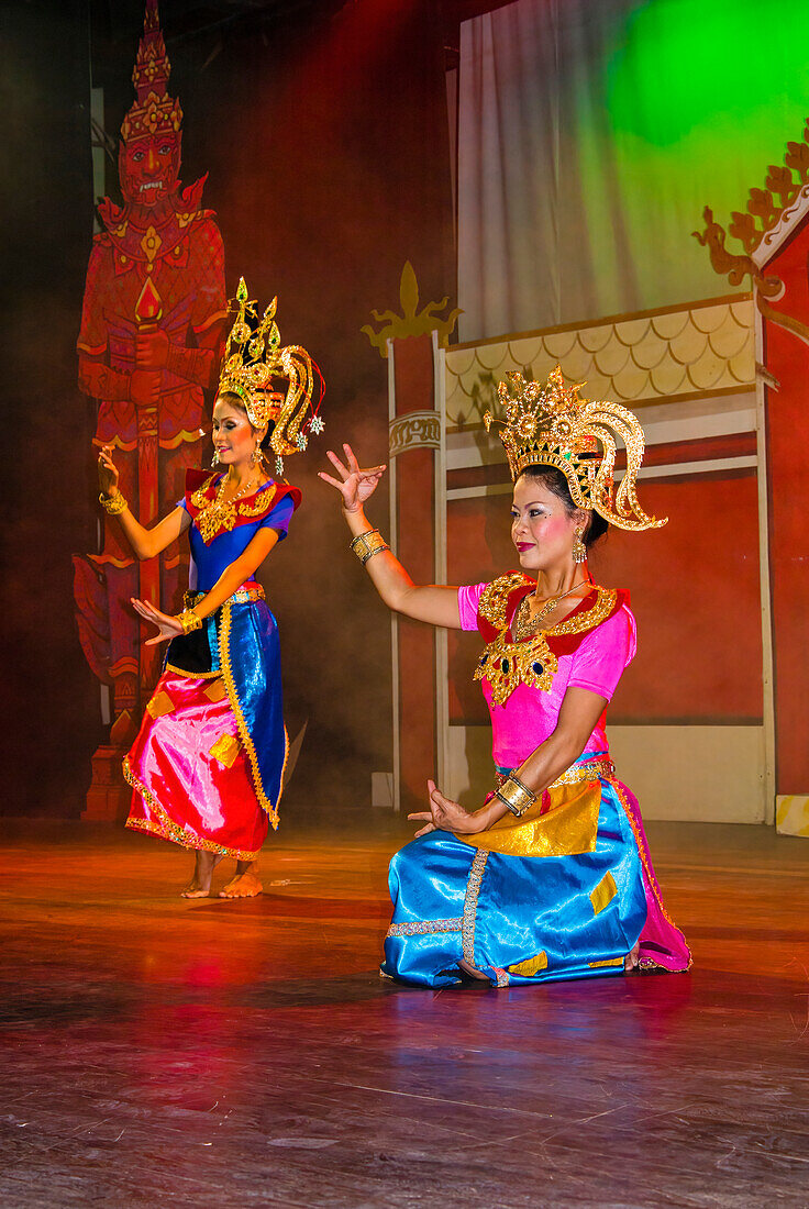 Dancers in traditional Thai classical dance costume, Phuket, Thailand, Southeast Asia, Asia\n