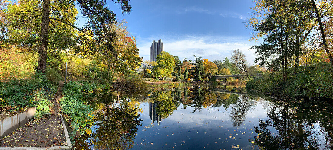 Hamburg Stadtpark (Hamburger Stadtpark) in the free and Hanseatic city of Hamburg, Northwest Germany, Europe\n