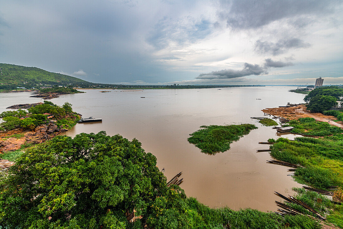 View over the Ubangi River, Bangui, Central African Republic, Africa\n