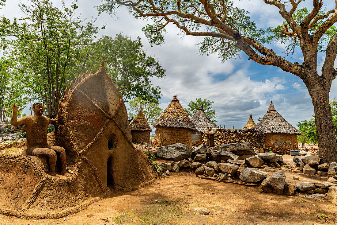 Animistenschrein an der Grenze zu Nigeria, Nordkamerun, Afrika