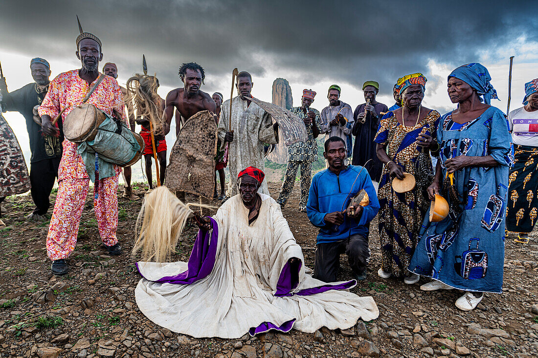 Kapsiki tribal people practising a traditional dance, Rhumsiki, Mandara mountains, Far North province, Cameroon, Africa\n