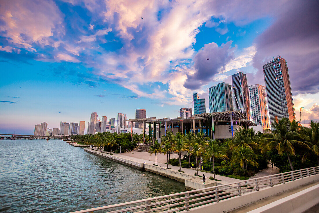 Miamis Skyline, Miami, Florida, Vereinigte Staaten von Amerika, Nordamerika