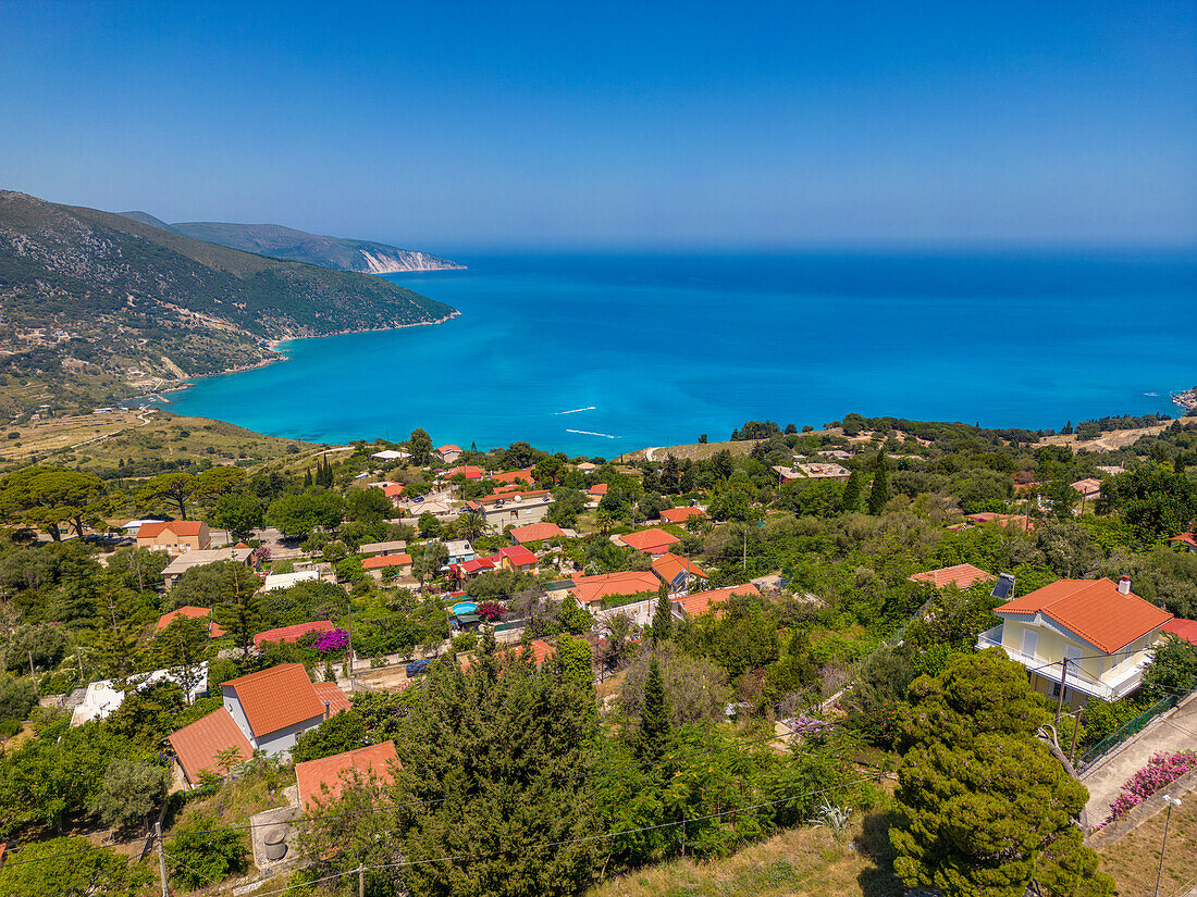 Luftaufnahme der Küste bei Zola, Kefalonia, Ionische Inseln, Griechische Inseln, Griechenland, Europa