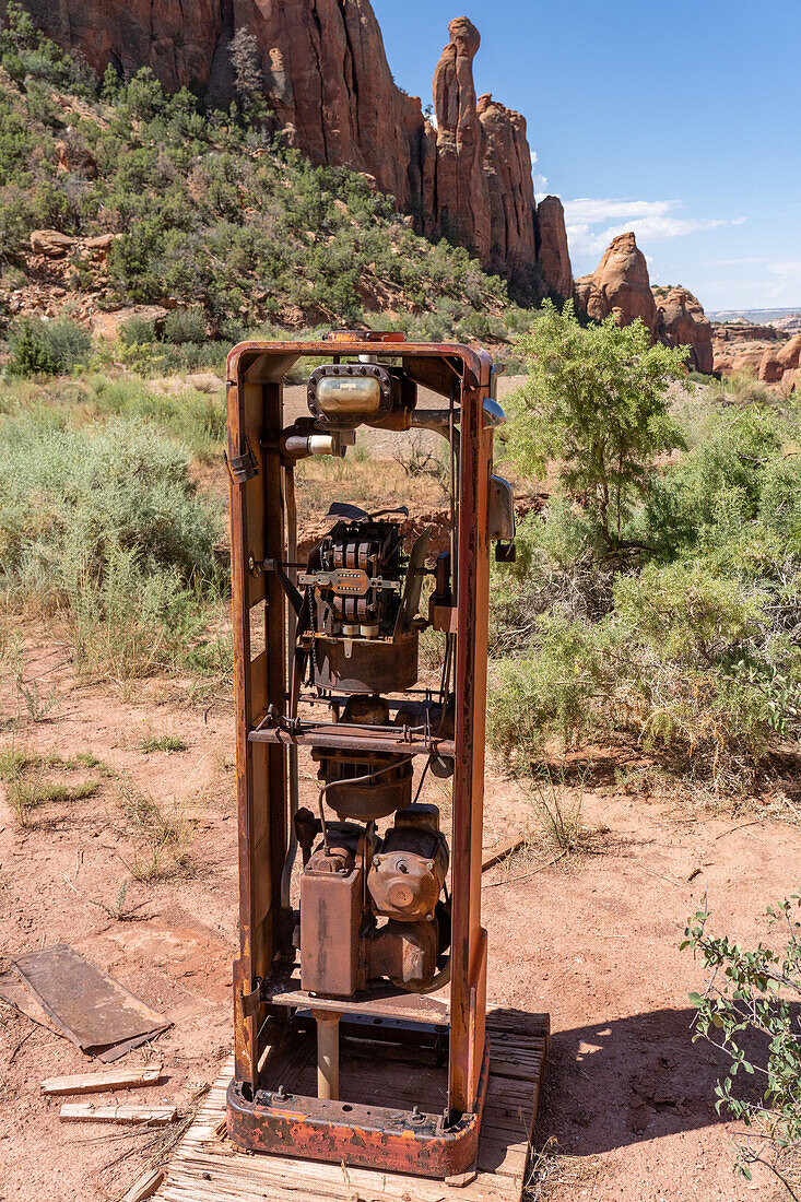A dilapidated gasoline pump at the site of the Big Buck uranium mine in Steen Canyon near La Sal in San Juan County, Utah.\n