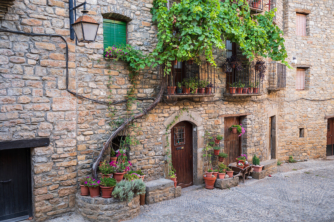 Ainsa, one of the most beautiful villages in Spain, was the capital of the old Kingdom of Sobrarbe, and was later incorporated into the Kingdom of Aragon in the 11th century, constitutes a magnificent example of medieval urban development\n