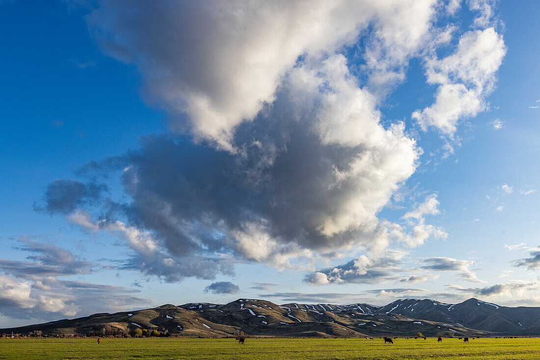 USA, Idaho, Bellevue, Majestic clouds over foothills near Sun Valley\n