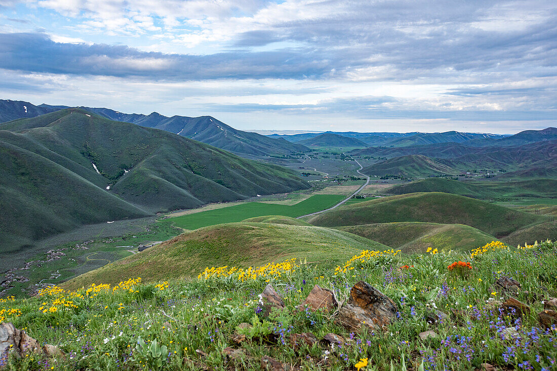 USA, Idaho, Hailey, Blick auf das Tal vom Carbonate Mountain aus