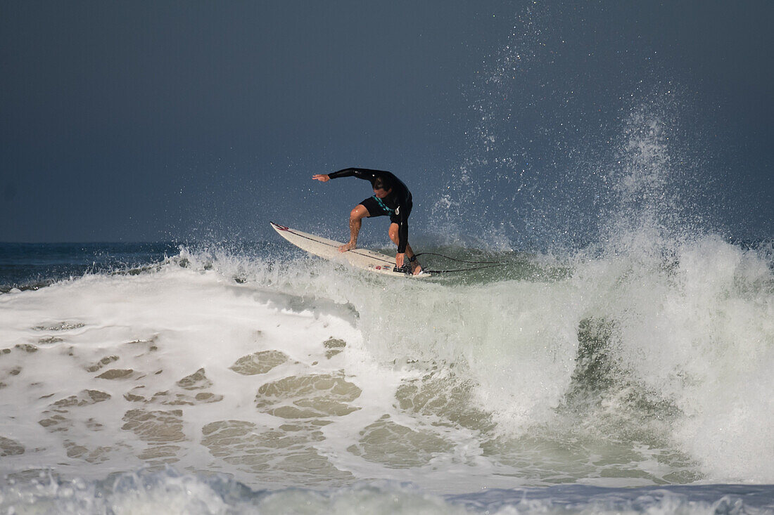 Quiksilver Festival celebrated in Capbreton, Hossegor and Seignosse, with 20 of the best surfers in the world hand-picked by Jeremy Flores to compete in south west of France.\n