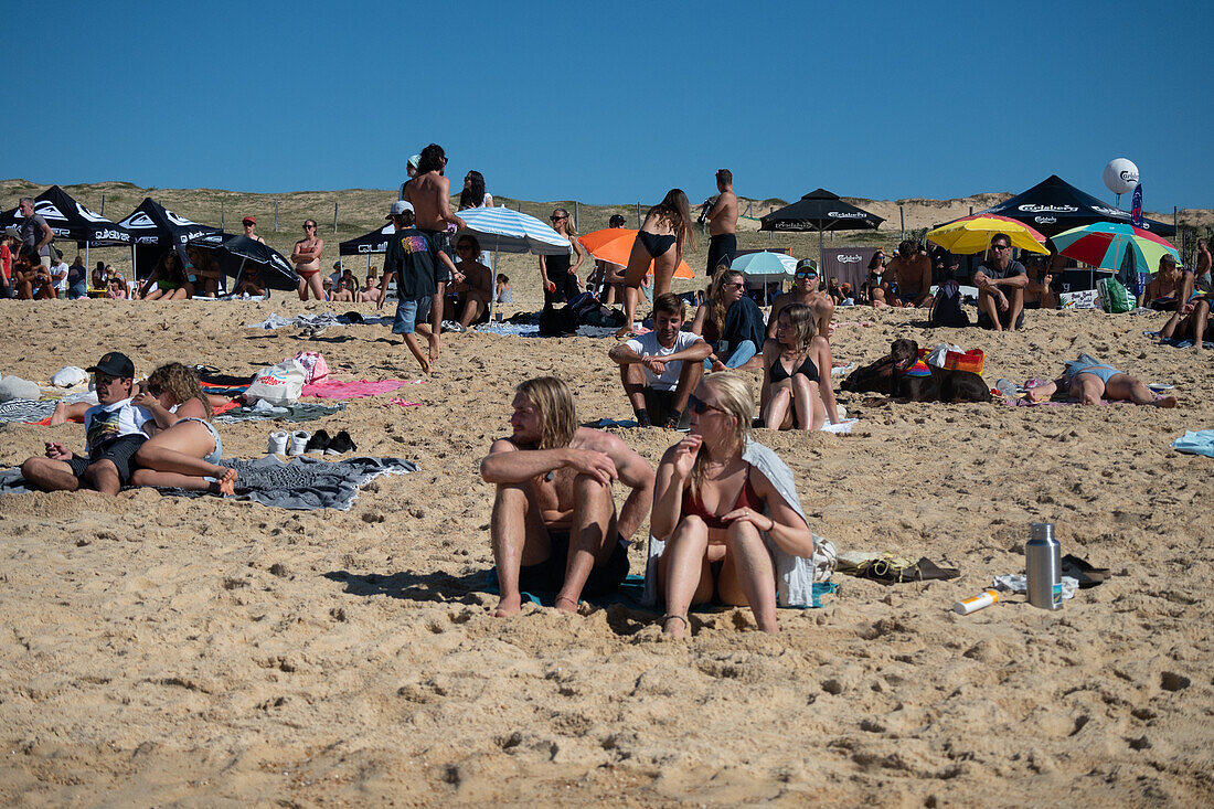 Quiksilver Festival celebrated in Capbreton, Hossegor and Seignosse, with 20 of the best surfers in the world hand-picked by Jeremy Flores to compete in south west of France.\n