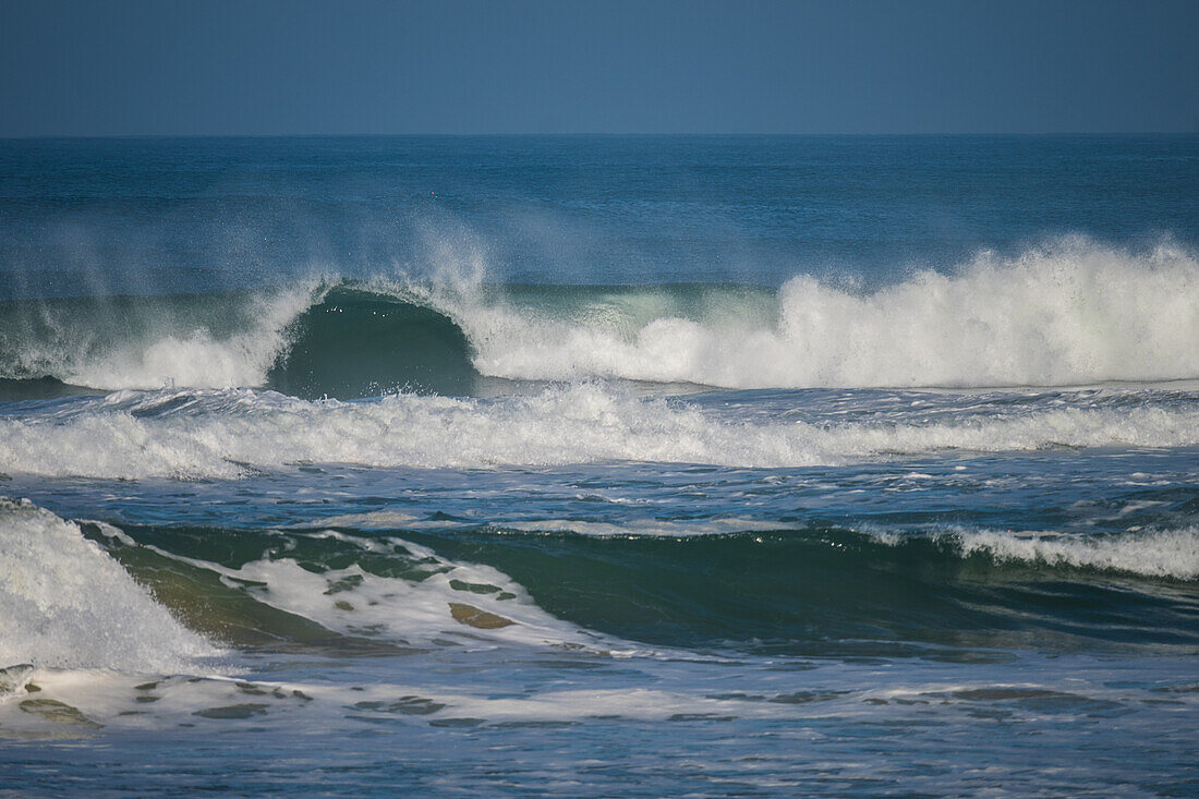 Quiksilver Festival celebrated in Capbreton, Hossegor and Seignosse, with 20 of the best surfers in the world hand-picked by Jeremy Flores to compete in south west of France.\n