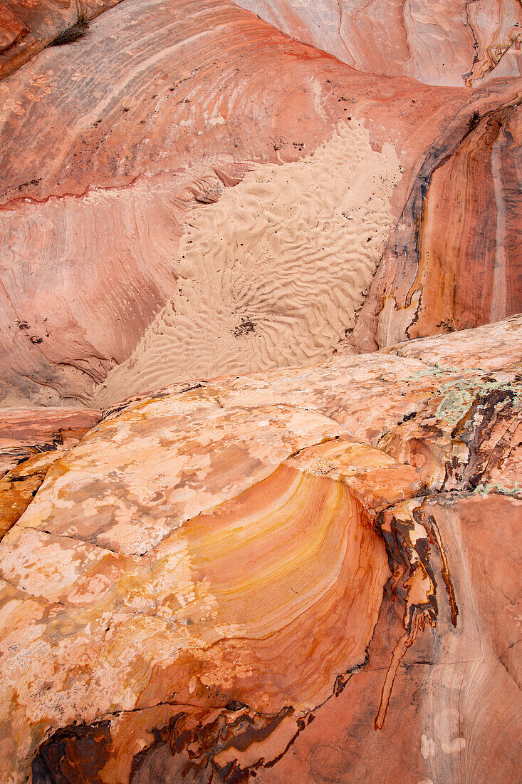 Colorful patterns in Navajo sandstone in the Grand Staircase-Escalante National Monument in Utah.\n