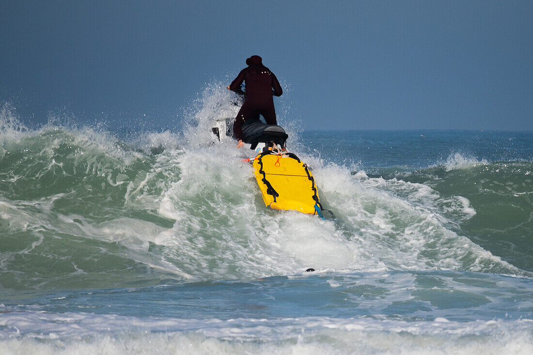 Quiksilver Festival celebrated in Capbreton, Hossegor and Seignosse, with 20 of the best surfers in the world hand-picked by Jeremy Flores to compete in south west of France.\n