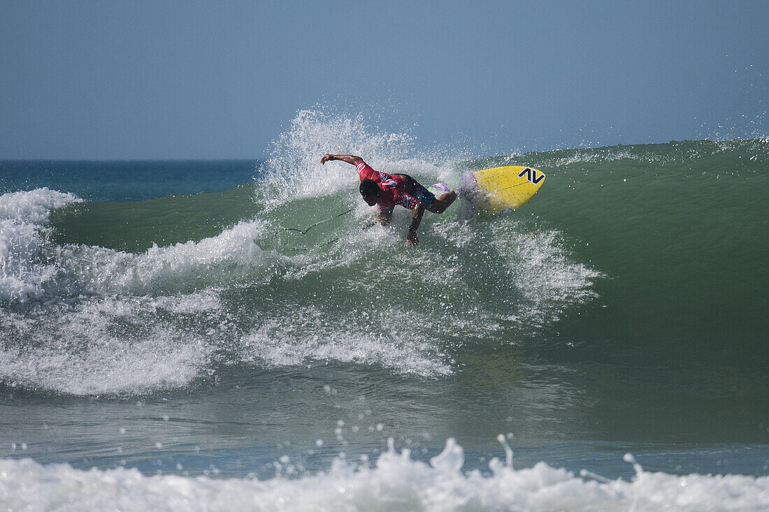 Quiksilver Festival celebrated in Capbreton, Hossegor and Seignosse, with 20 of the best surfers in the world hand-picked by Jeremy Flores to compete in south west of France.\n