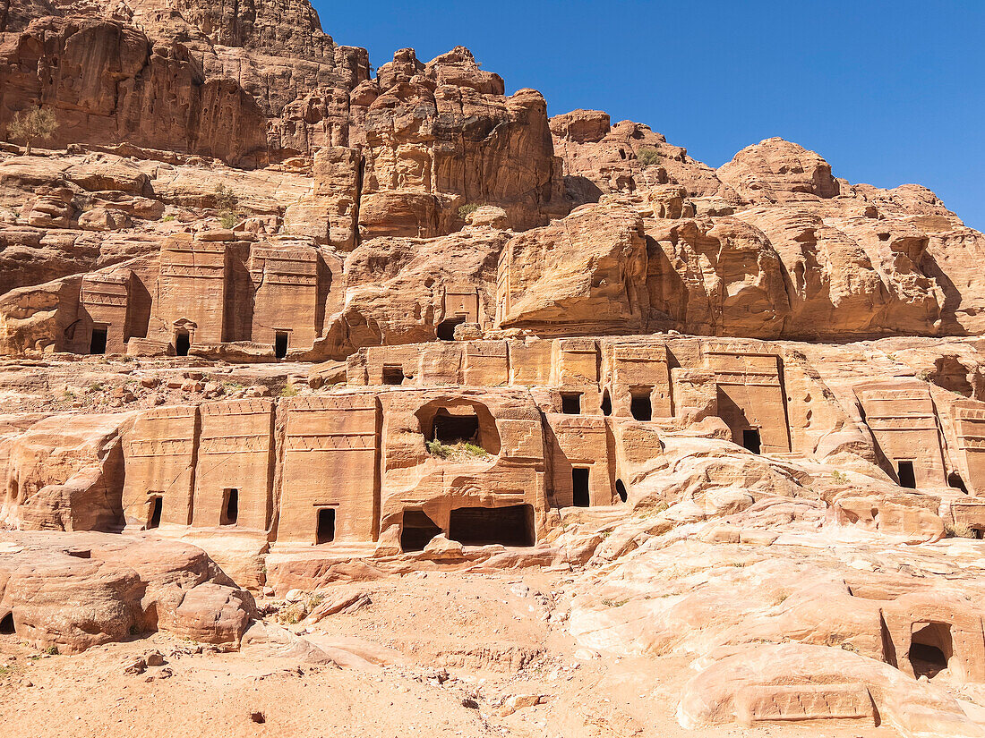 The Street of Facades, Petra Archaeological Park, UNESCO World Heritage Site, one of the New Seven Wonders of the World, Petra, Jordan, Middle East\n