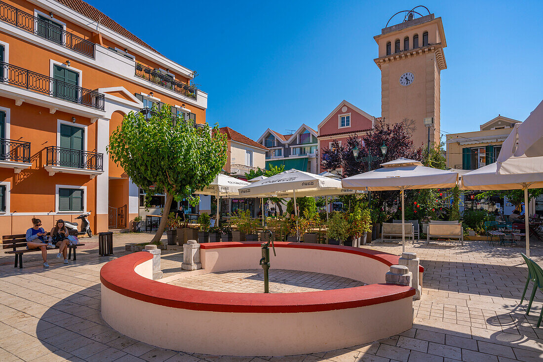 Blick auf den Glockenplatz in Argostoli, Hauptstadt von Cephalonia, Argostolion, Kefalonia, Ionische Inseln, Griechische Inseln, Griechenland, Europa