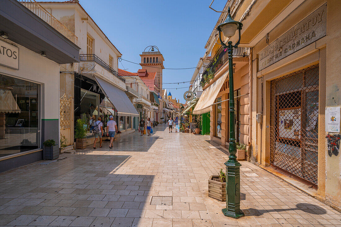 View of shopping street in Argostoli, capital of Cephalonia, Argostolion, Kefalonia, Ionian Islands, Greek Islands, Greece, Europe\n