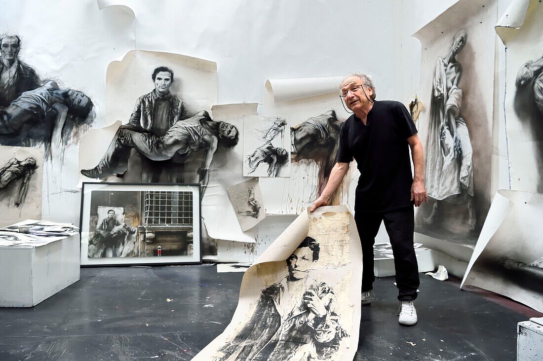 France, Ivry sur Seine, the artist Ernest Pignon-Ernest in his studio\n