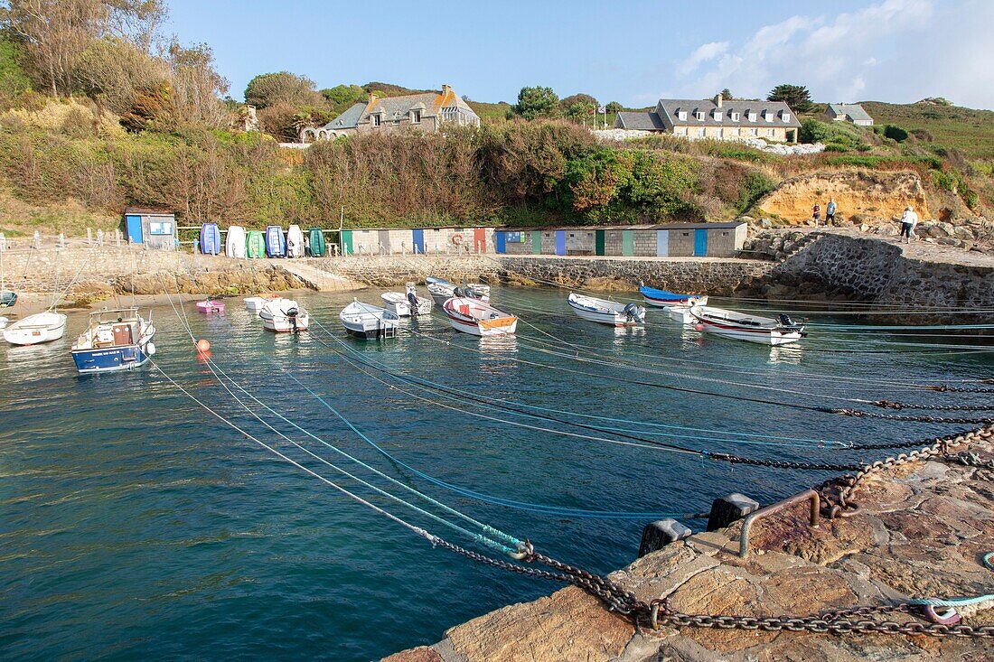 France, Manche, Cotentin Peninsula, Cap de la Hague, Saint Germain des Vaux, Port Racine, the most little port of France\n