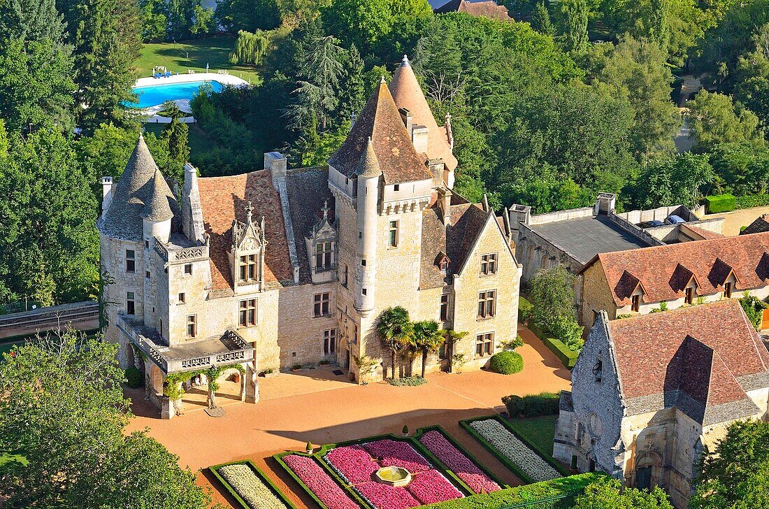 France, Dordogne, Perigord Noir, Dordogne Valley, Castelnaud la Chapelle, Chateau des Milandes, the French american dancer Josephine Baker's former property (aerial view)\n