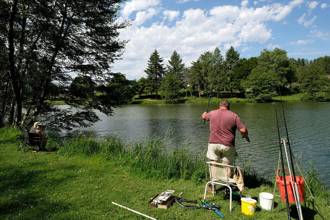 Frankreich, Haute Saone, Rioz, Faiencerie-See, Fischer