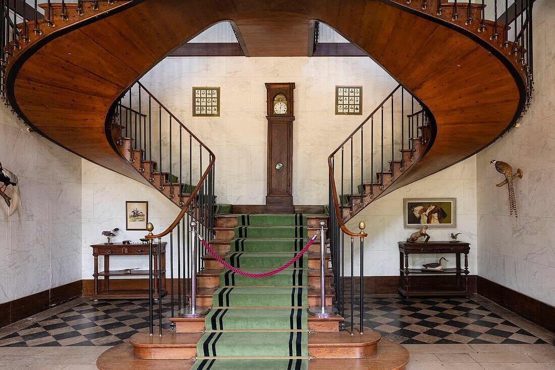 France, Yvelines (78), Montfort-l'Amaury, Groussay castle,the double main staircase in the entrance\n