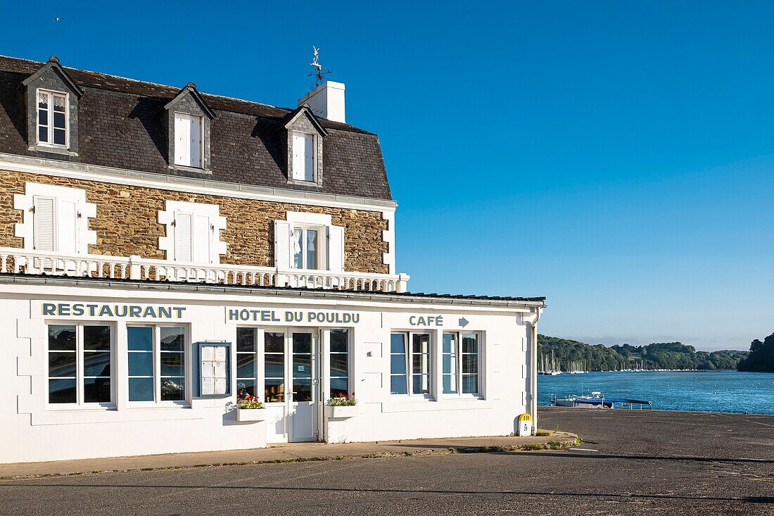 France, Finistere, Clohars-Carnoet, Le Pouldu at the mouth of Laïta river, hotel du Pouldu\n