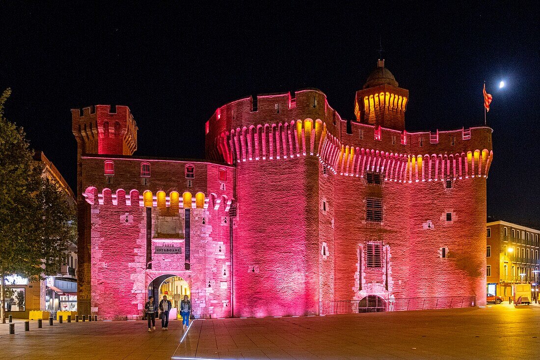 Frankreich, Pyrenees Orientales, Perpignan, die Nacht des Castillet