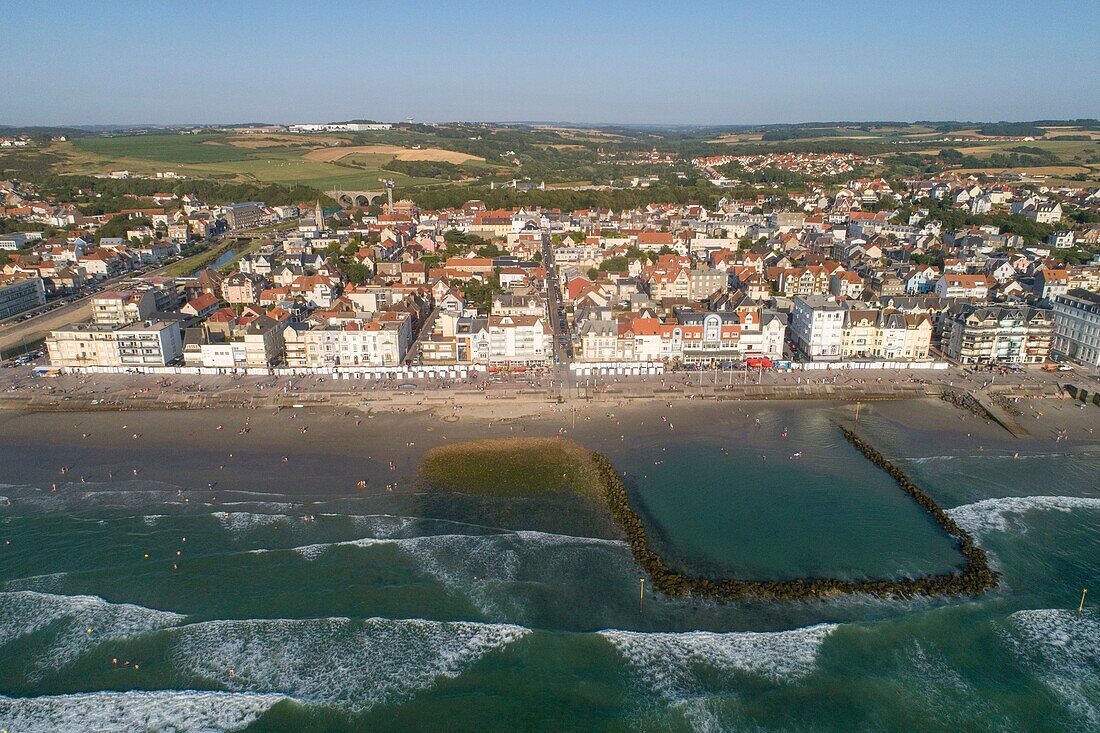 France, Pas de Calais, Cote d'Opale, Wimereux (aerial view)\n
