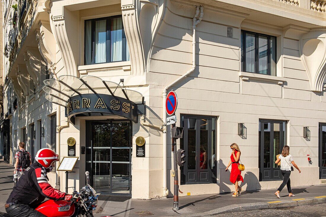 Frankreich, Paris, vor dem Hotel Terrass