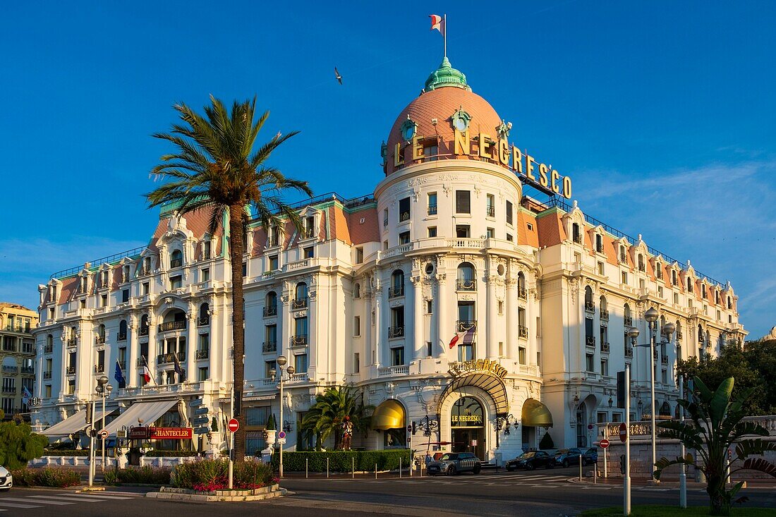 Frankreich, Alpes Maritimes, Nizza, von der UNESCO zum Weltkulturerbe erklärt, die Promenade des Anglais, Le Negresco