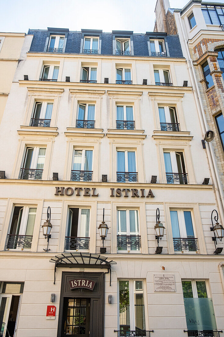 France, Paris, Montparnasse district, 29 Rue Campagne Première, hotel Istria hotel Istria, where stayed Marcel Duchamp, Moses Kisling, Francis Picabia, Kiki Montparnasse, Rainer Maria Rilke, Tristan Tzara, Eric Satie and Vladimir Mayakovsky, 7 as well as Elsa Triolet in 1929, and Man Ray2\n