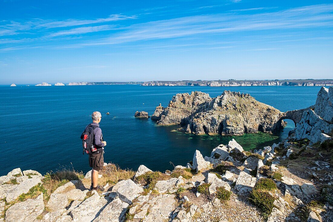 Frankreich, Finistere, Regionaler Naturpark Armorica, Halbinsel Crozon, Pointe de Dinan, Schloss Dinan