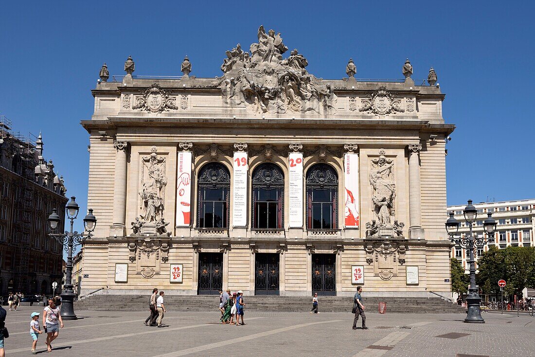 Frankreich, Nord, Lille, die Oper, Fassade und Fußgängerzone