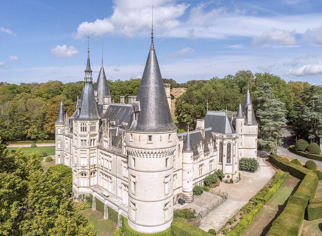 France, Nievre, Pouilly sur Loire, Ladoucette vineyard, Chateau de Nozet (aerial view)\n
