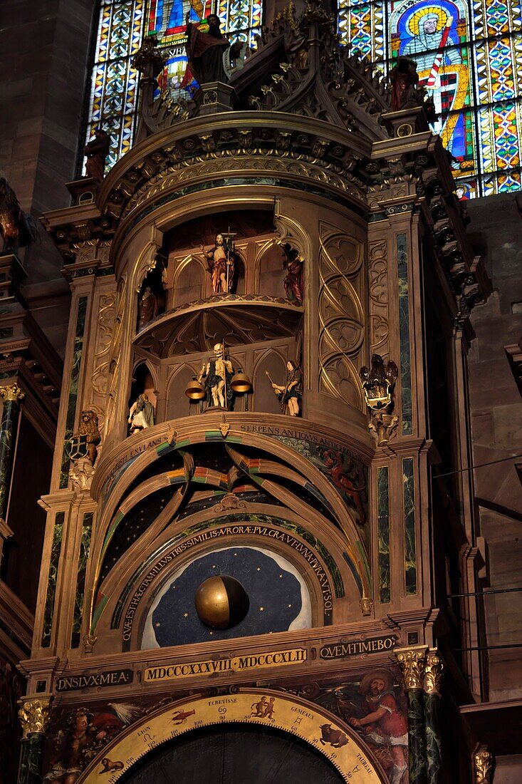 Frankreich, Bas Rhin, Straßburg, Altstadt, die von der UNESCO zum Weltkulturerbe erklärt wurde, die Kathedrale Notre Dame, die astronomische Uhr von 1838