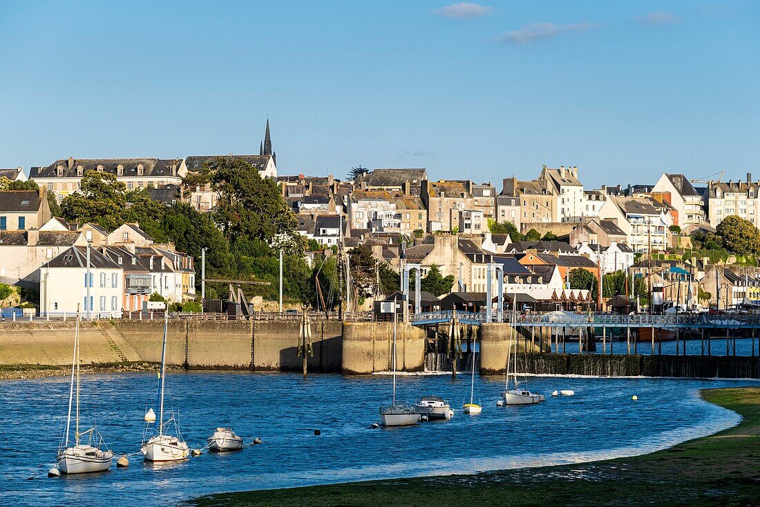 France, Finistere, Douarnenez, Port-Rhu, Jean Marin footbridge\n