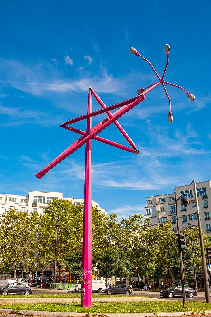 France, Paris, Porte de Bagnolet, lamp post Twisted Lampost Starî, the creation of Mark Handforth\n