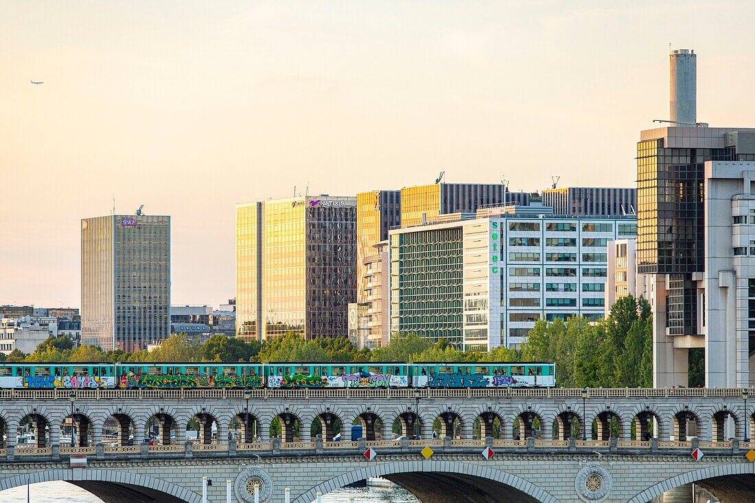 Frankreich, Paris, das Viertel am Quai de la Rapee