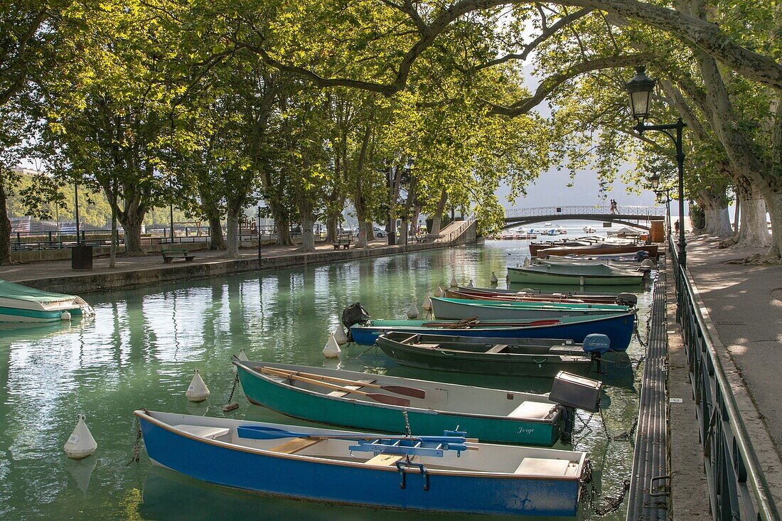 France, Haute Savoie, Annecy, boats on the Canal du Vasse and the Pont des Amours\n