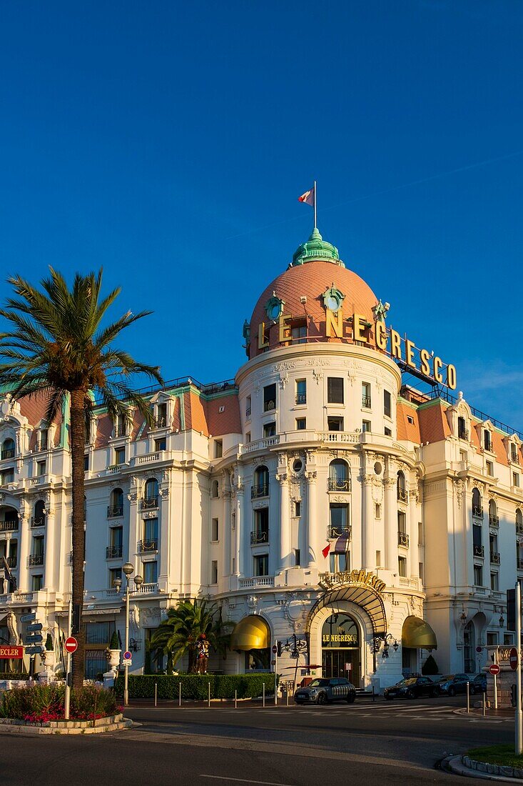 Frankreich, Alpes Maritimes, Nizza, von der UNESCO zum Weltkulturerbe erklärt, die Promenade des Anglais, Le Negresco