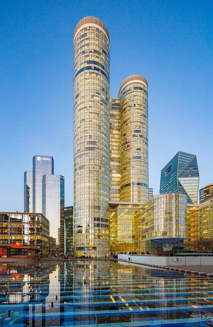 Frankreich, Hauts de Seine, La Defense, der Parvis oder die Esplanade