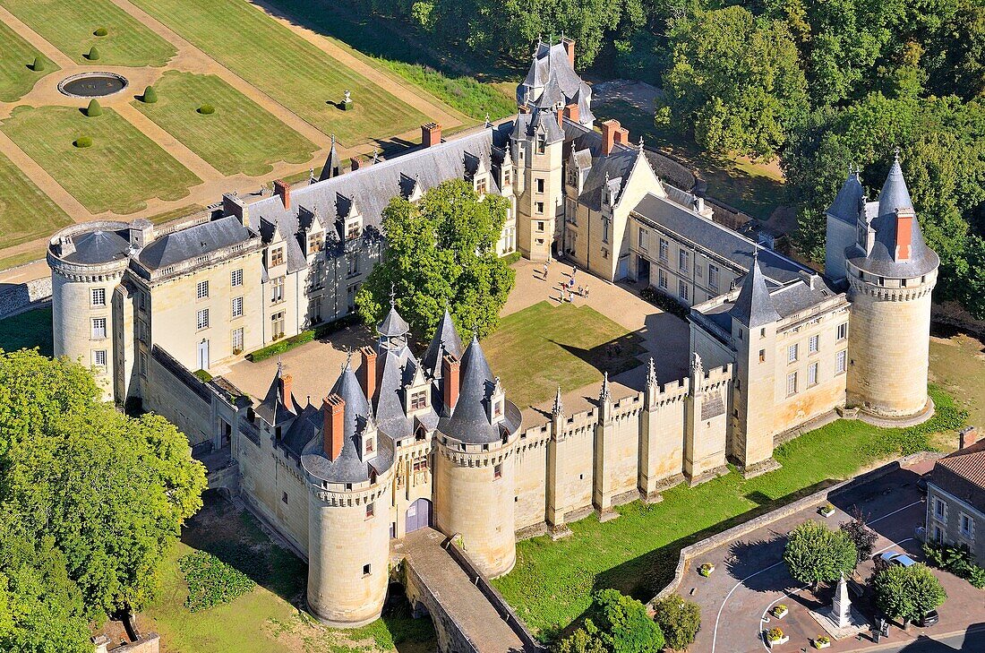 Frankreich, Vienne, Dissay, das Schloss (Luftaufnahme)