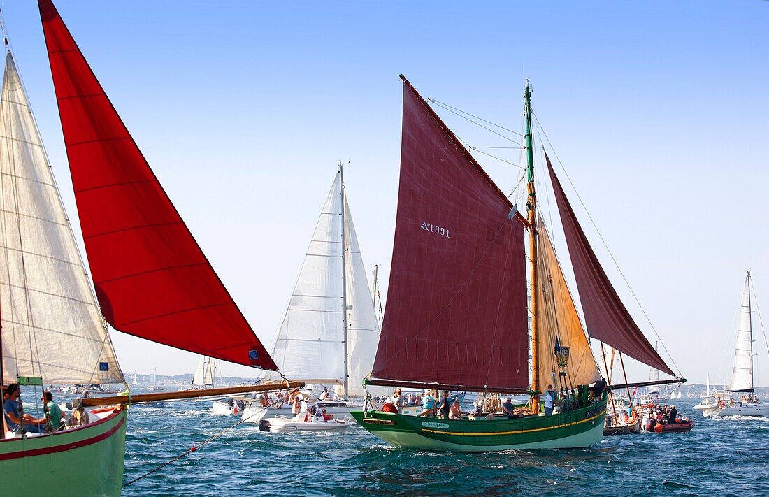 Frankreich, Finistère, Brest, CAP SIZUN Frankreich Internationales maritimes Festival Brest 2016