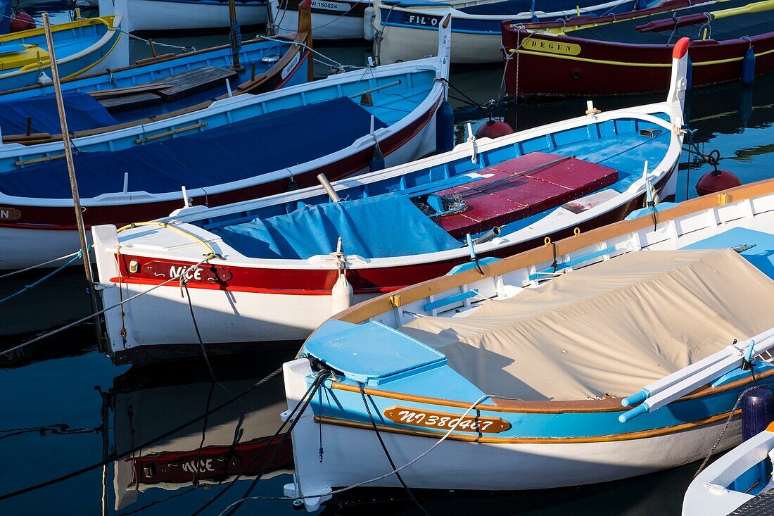 Frankreich, Alpes Maritimes, Nizza, von der UNESCO zum Weltkulturerbe erklärt, der alte Hafen oder Hafen Lympia, der Pointus