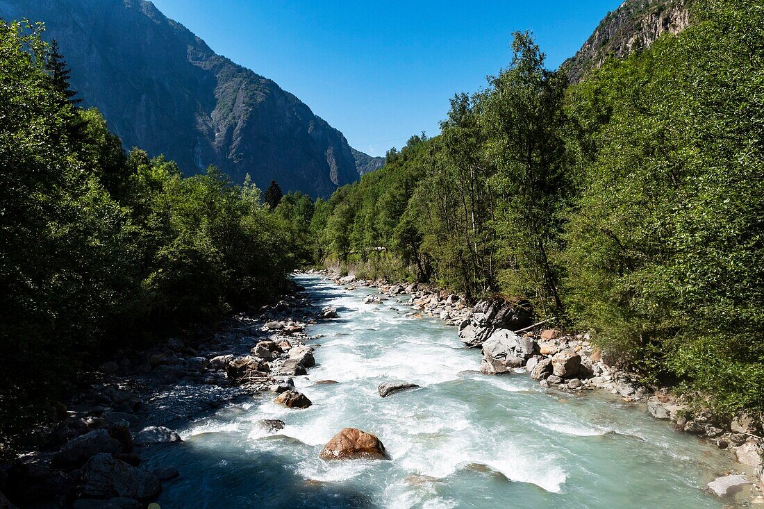 France, Isere, Le Veneon river along Voie Verte between Bourg d'oisan and Venosc villages\n