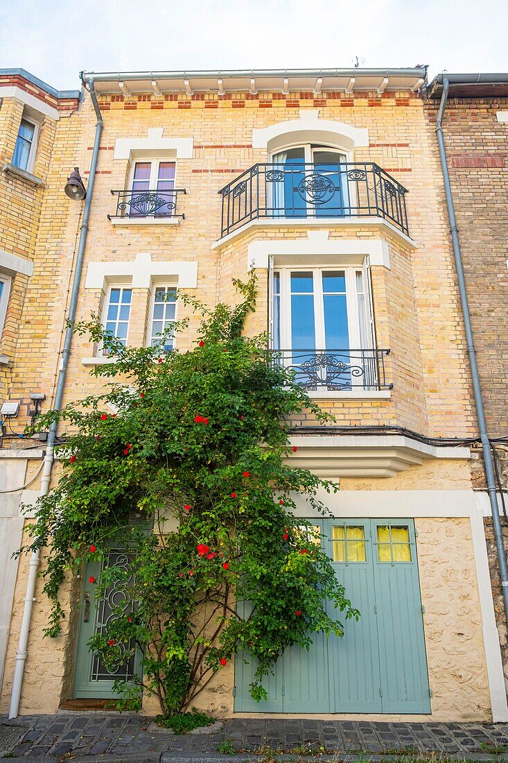 France, Paris, Porte de Bagnolet, the Countryside in Paris\n