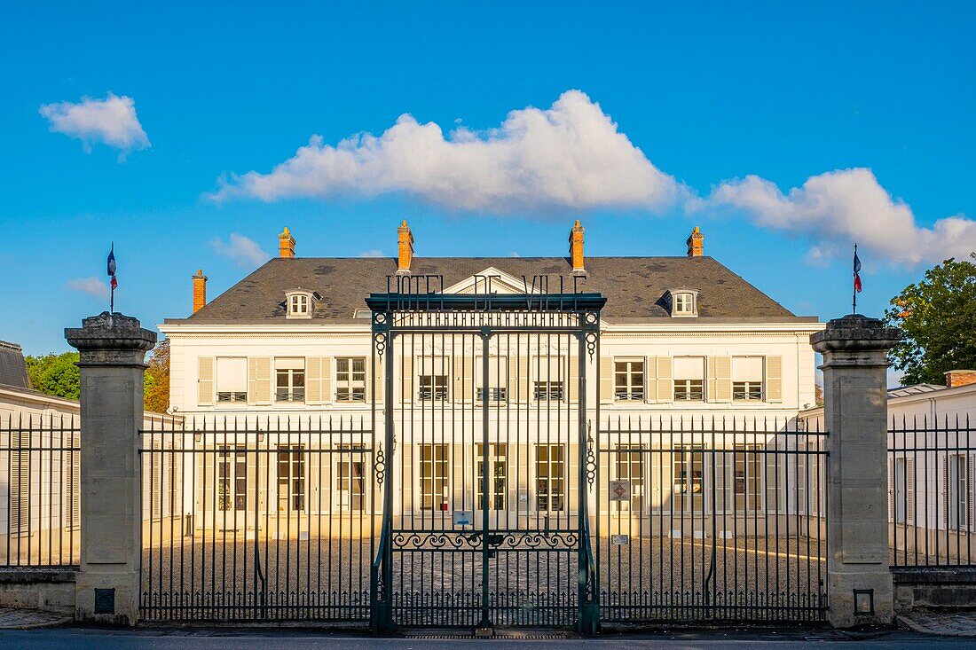 Frankreich, Essonne, Draveil, Schloss Villiers, Rathaus