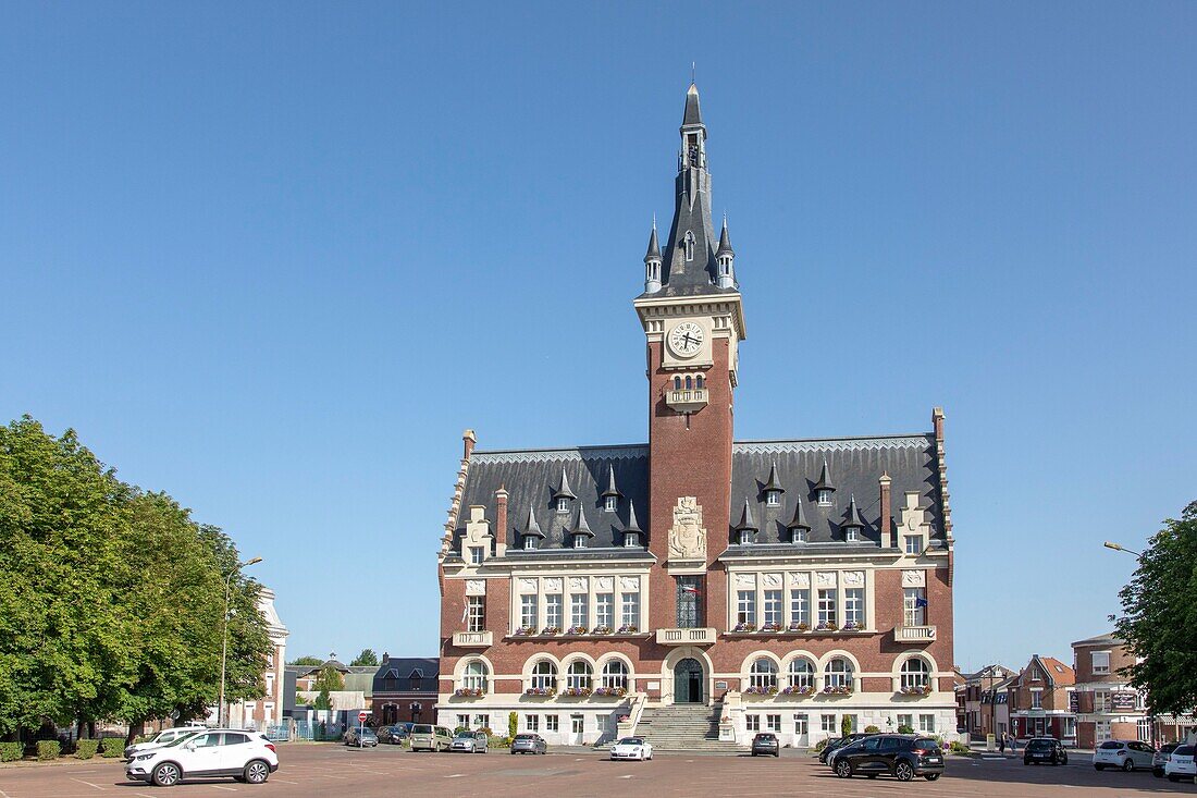 France, Somme, Albert, Art Deco-style town hall, inspired by the Flemish style, topped by the 64-meter high belfry\n