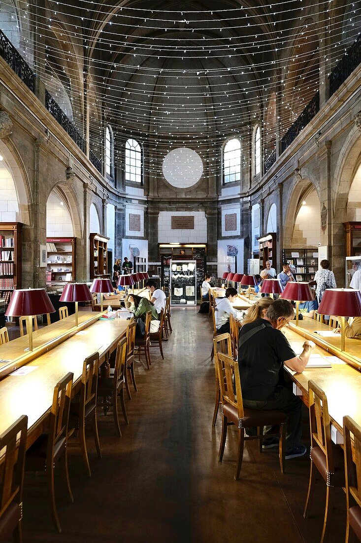 Frankreich, Cote d'Or, Dijon, von der UNESCO zum Weltkulturerbe erklärtes Gebiet, die Bibliothek für Kulturerbe und Studien