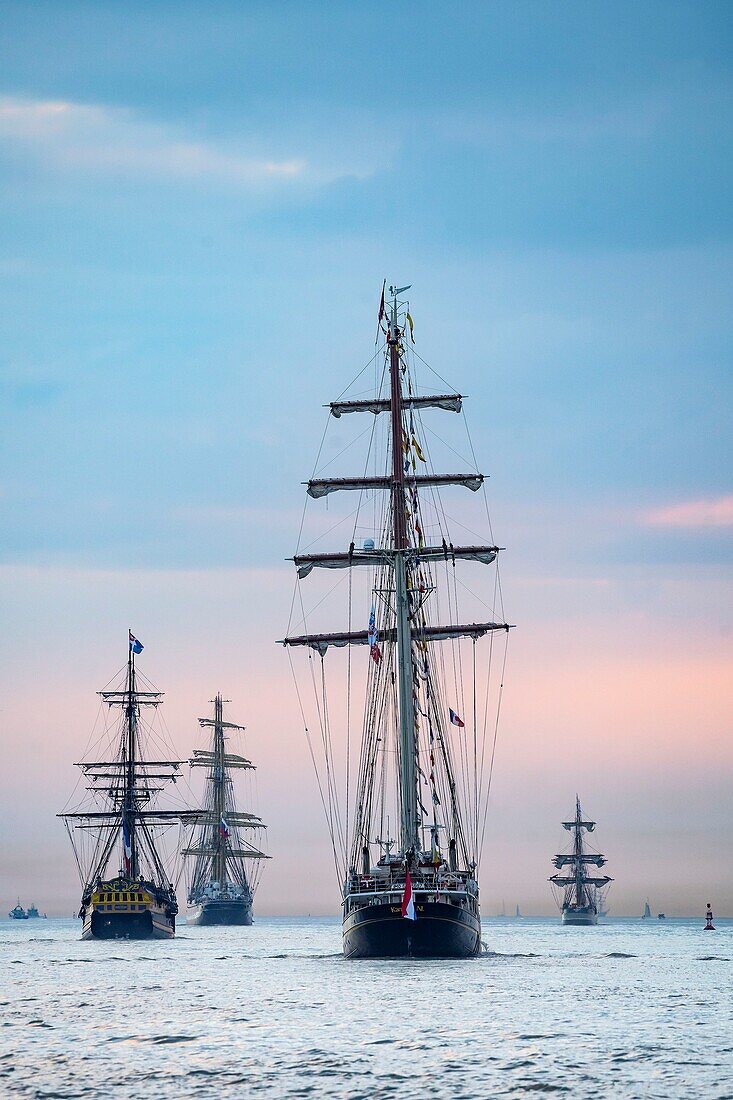 France, Calvados, Honfleur, Armada of Rouen 2019, Departure of boats in the bay of Seine\n